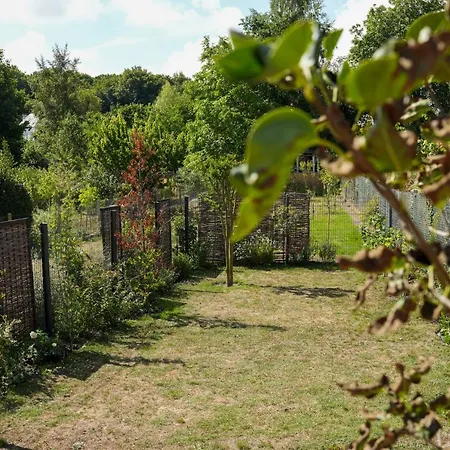 Les Hirondelles, De Charme Avec Jardin, 7p