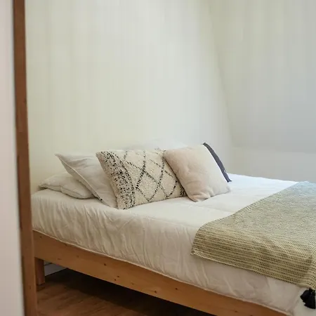 Les Hirondelles, De Charme Avec Jardin, 7p