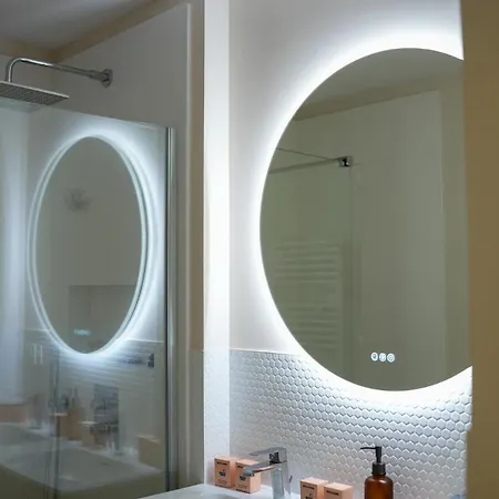 Les Hirondelles, De Charme Avec Jardin, 7p