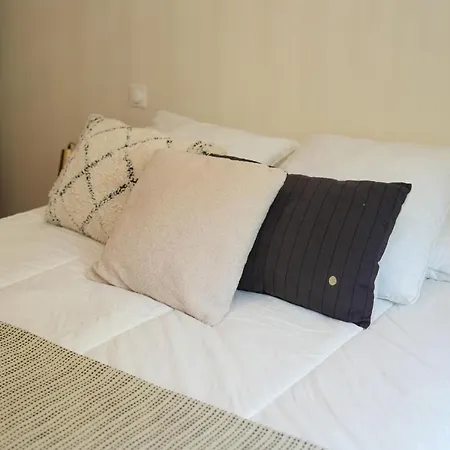 펜션 Les Hirondelles, De Charme Avec Jardin, 7p *