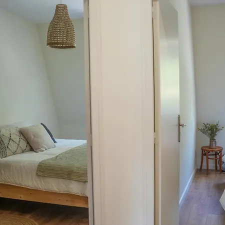 펜션 Les Hirondelles, De Charme Avec Jardin, 7p 생발레리 쉬르 솜므