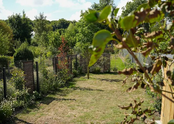 Les Hirondelles, De Charme Avec Jardin, 7p